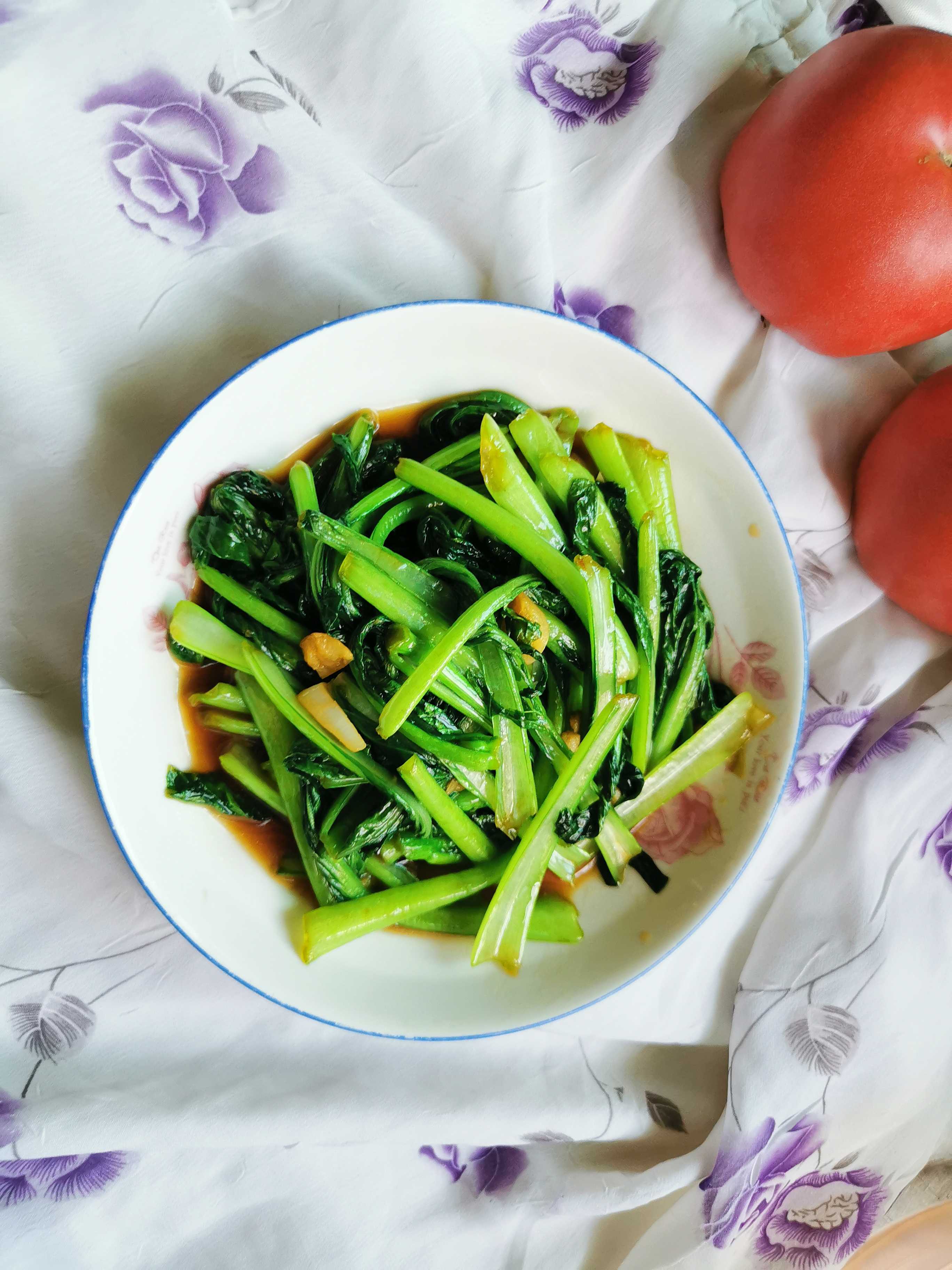 蒜炒菜心的做法-家常味炒菜谱