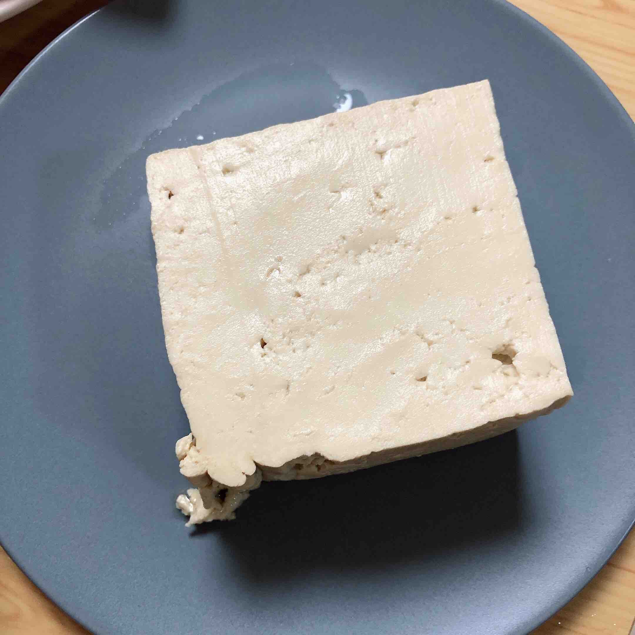 胡萝卜肉丸子的做法-咸鲜味炸菜谱