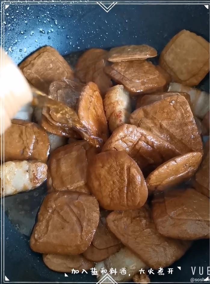 香干煲的做法-家常味煮菜谱