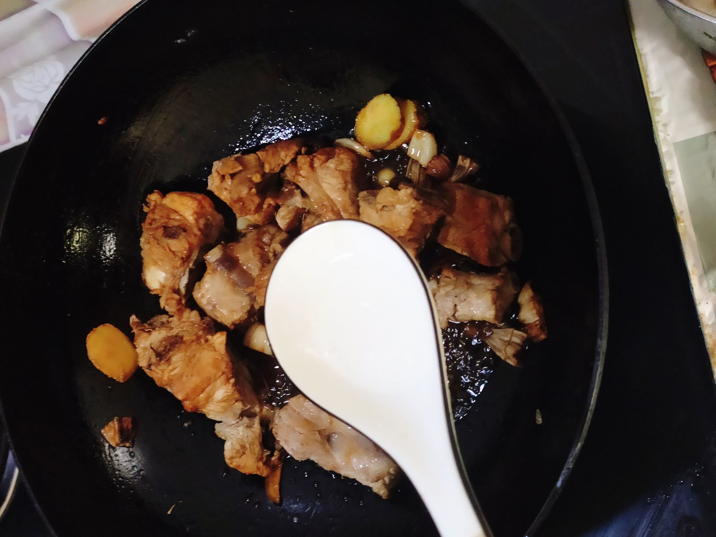 浓情蜜意一锅出的做法-咸鲜味炖菜谱