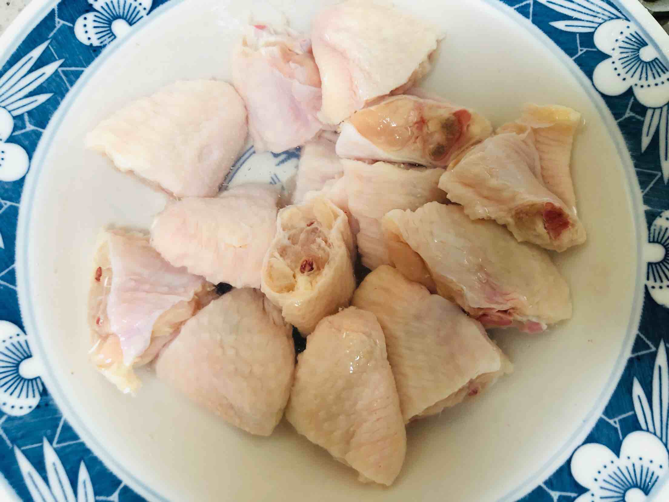 剁椒鸡翅的做法-家常味蒸菜谱
