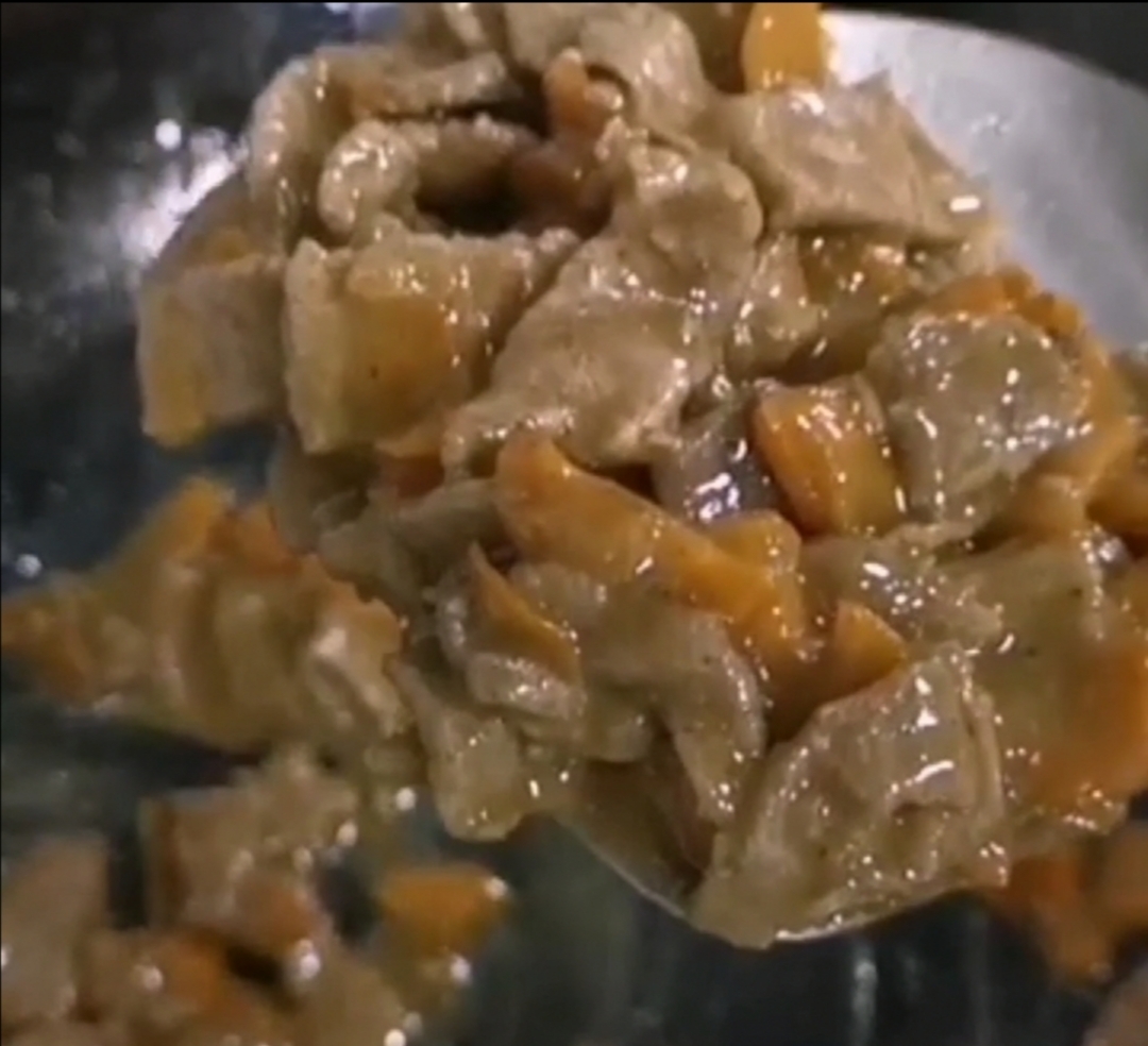 胡萝卜炒牛肉的做法-家常味炒菜谱