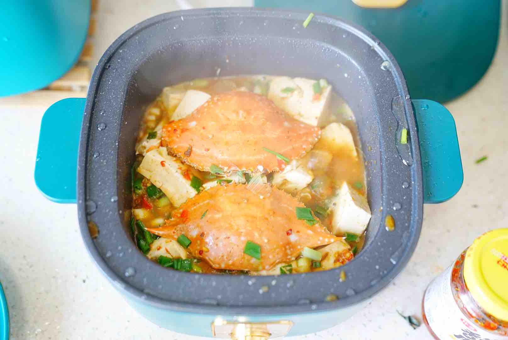 蟹焖豆腐的做法-咸鲜味焖菜谱