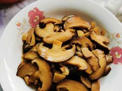 炒香菇的做法-家常味炒菜谱