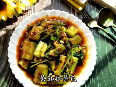 茶油拌黄瓜的做法-酸辣味拌菜谱