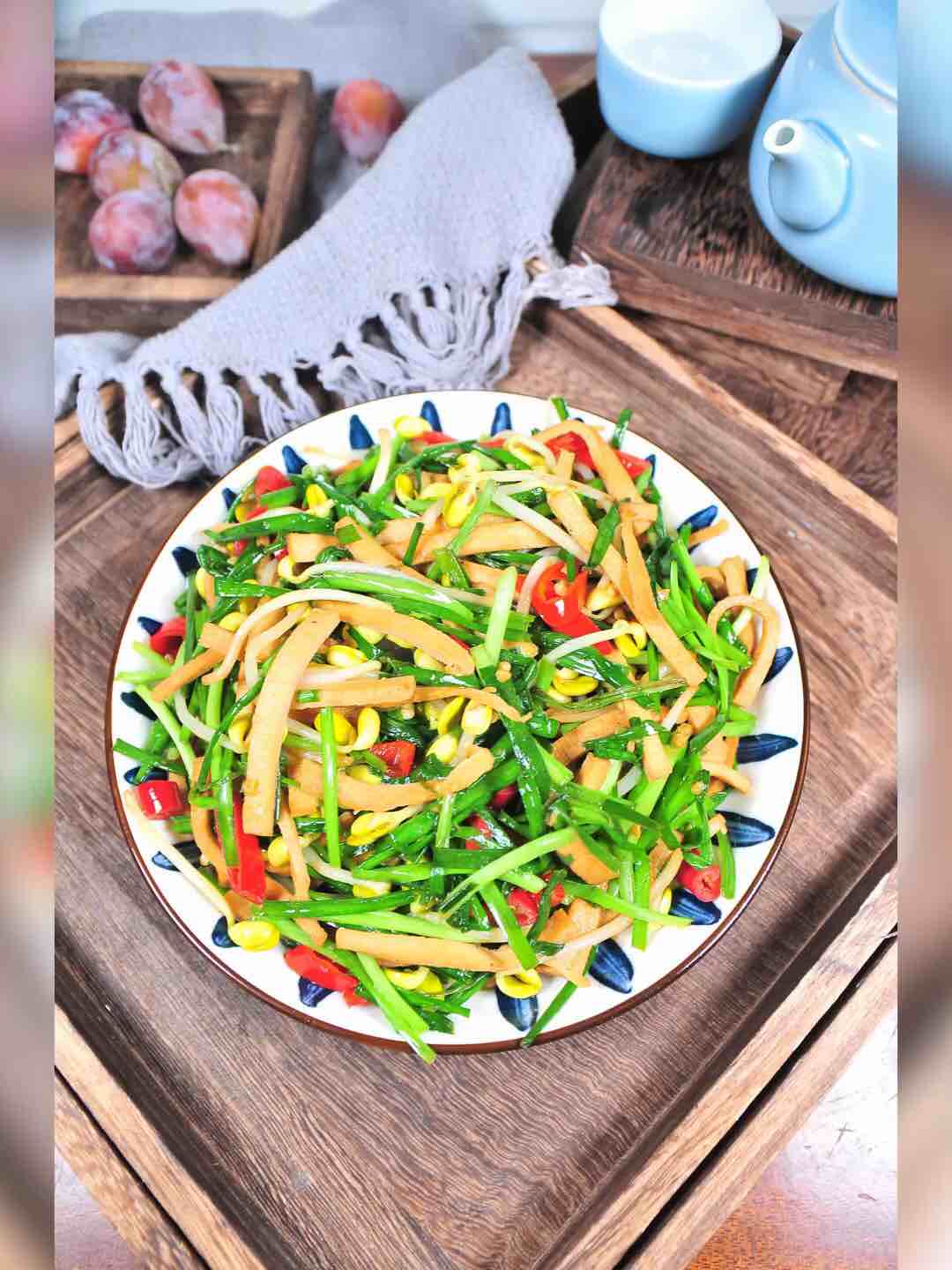 韭香豆芽炒干子的做法-家常味炒菜谱