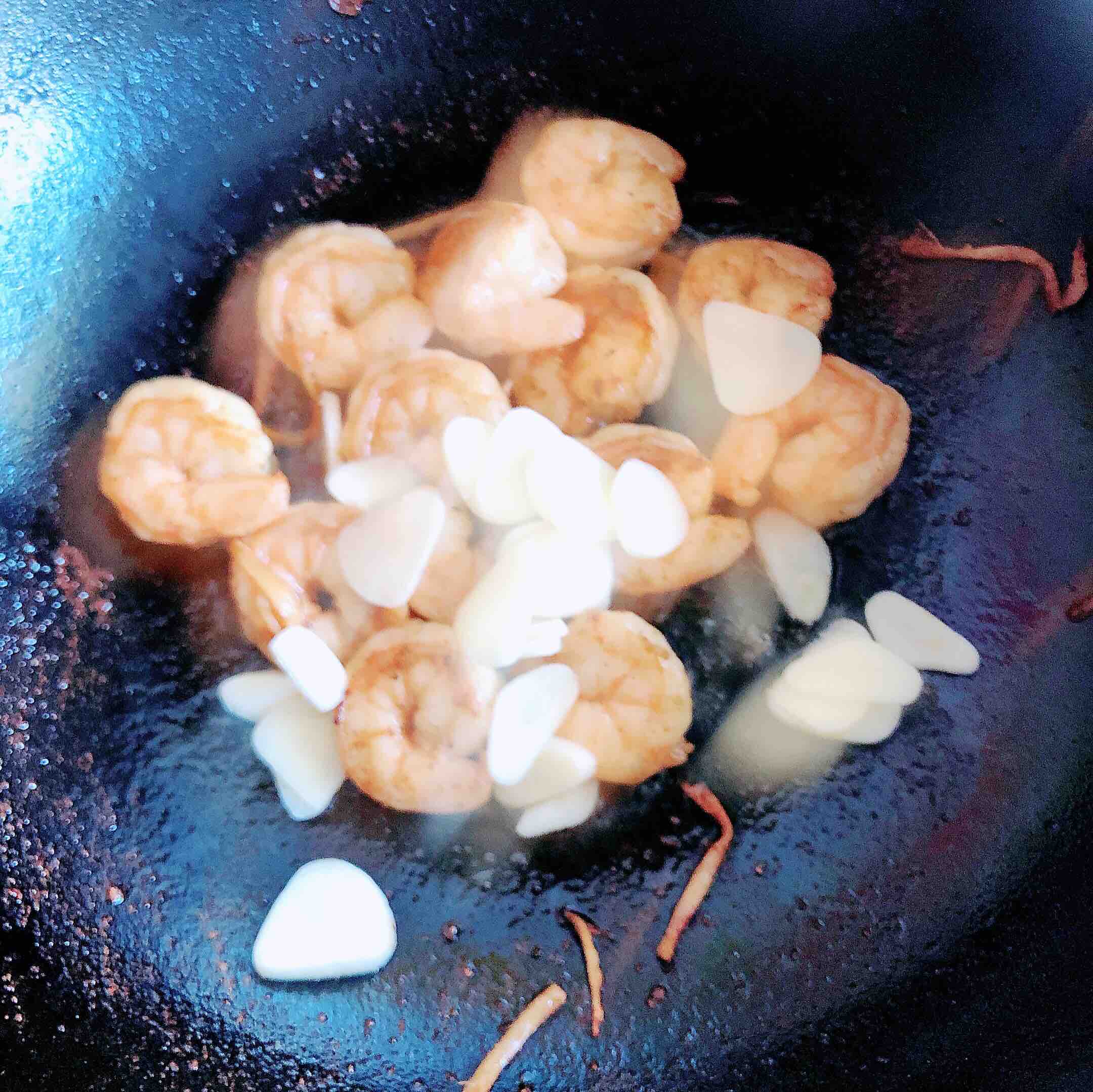 荷兰豆炒虾仁的做法-咸鲜味炒菜谱