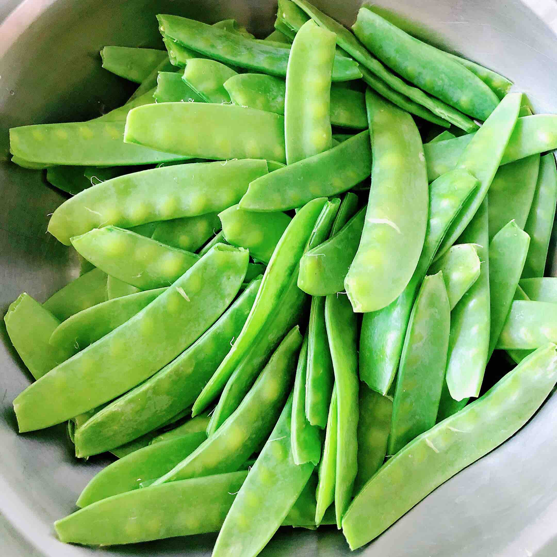 荷兰豆炒虾仁的做法-咸鲜味炒菜谱
