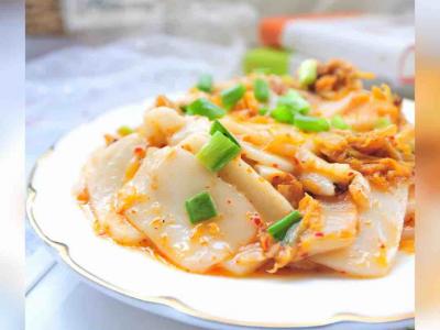 辣白菜炒年糕的做法-家常味炒菜谱