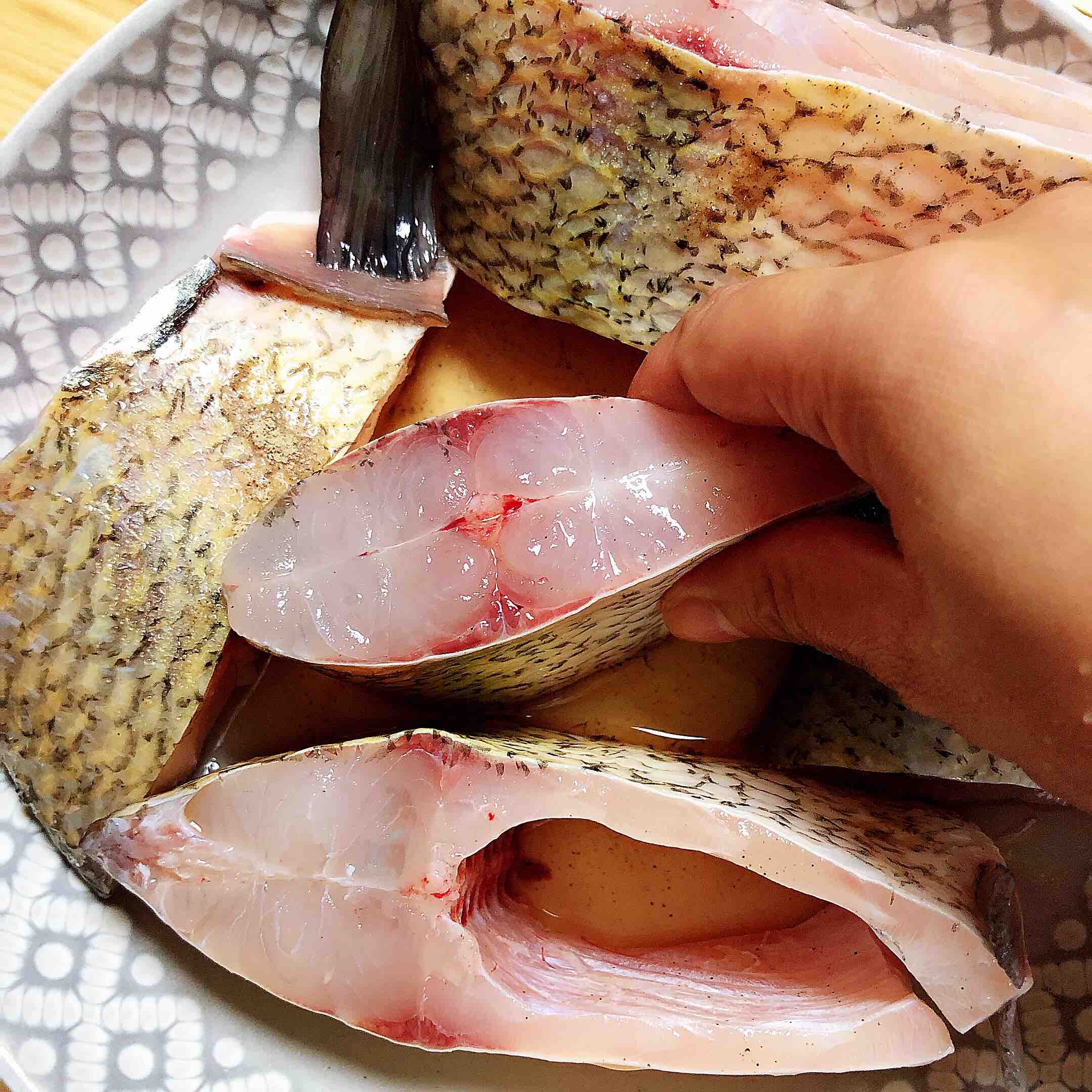 红烧鱼块豆腐的做法-咸鲜味炖菜谱