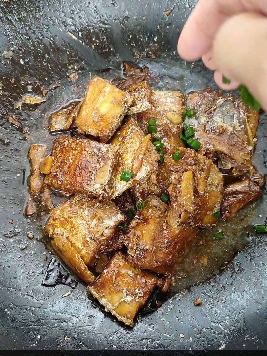 家常红烧带鱼的做法-家常味烧菜谱