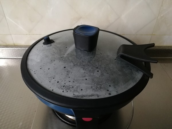配粥小菜，培根胡萝卜炒西蓝花，营养搭配的做法-咸鲜味炒菜谱