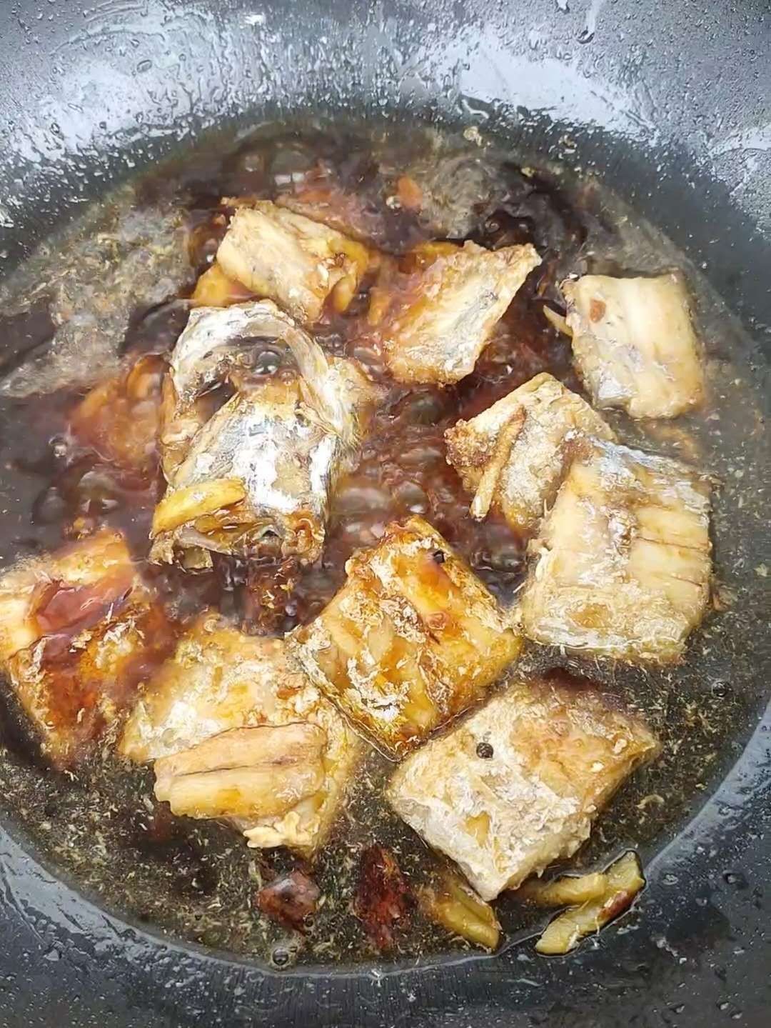 家常红烧带鱼的做法-家常味烧菜谱