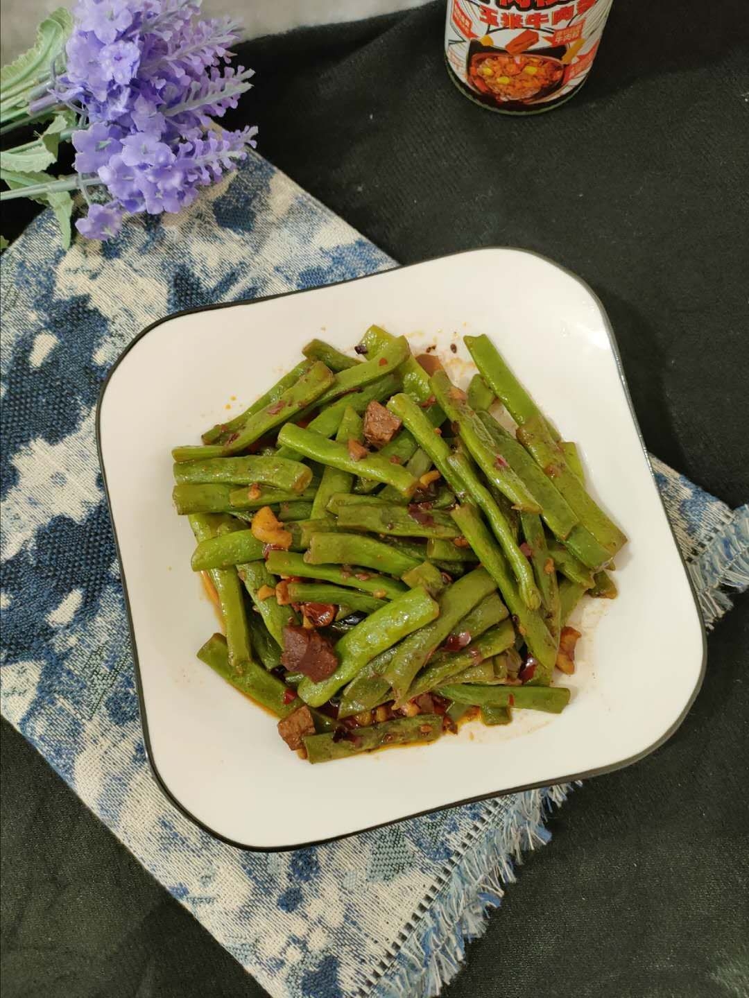 牛肉酱四季豆的做法-家常味炒菜谱-易网健康养生网 牛肉酱四季豆的做法-家常味炒菜谱