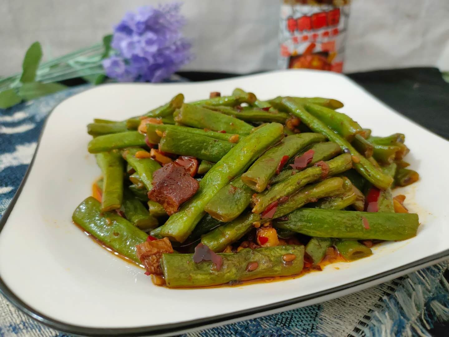 牛肉酱四季豆的做法-家常味炒菜谱-易网健康养生网 牛肉酱四季豆的做法-家常味炒菜谱