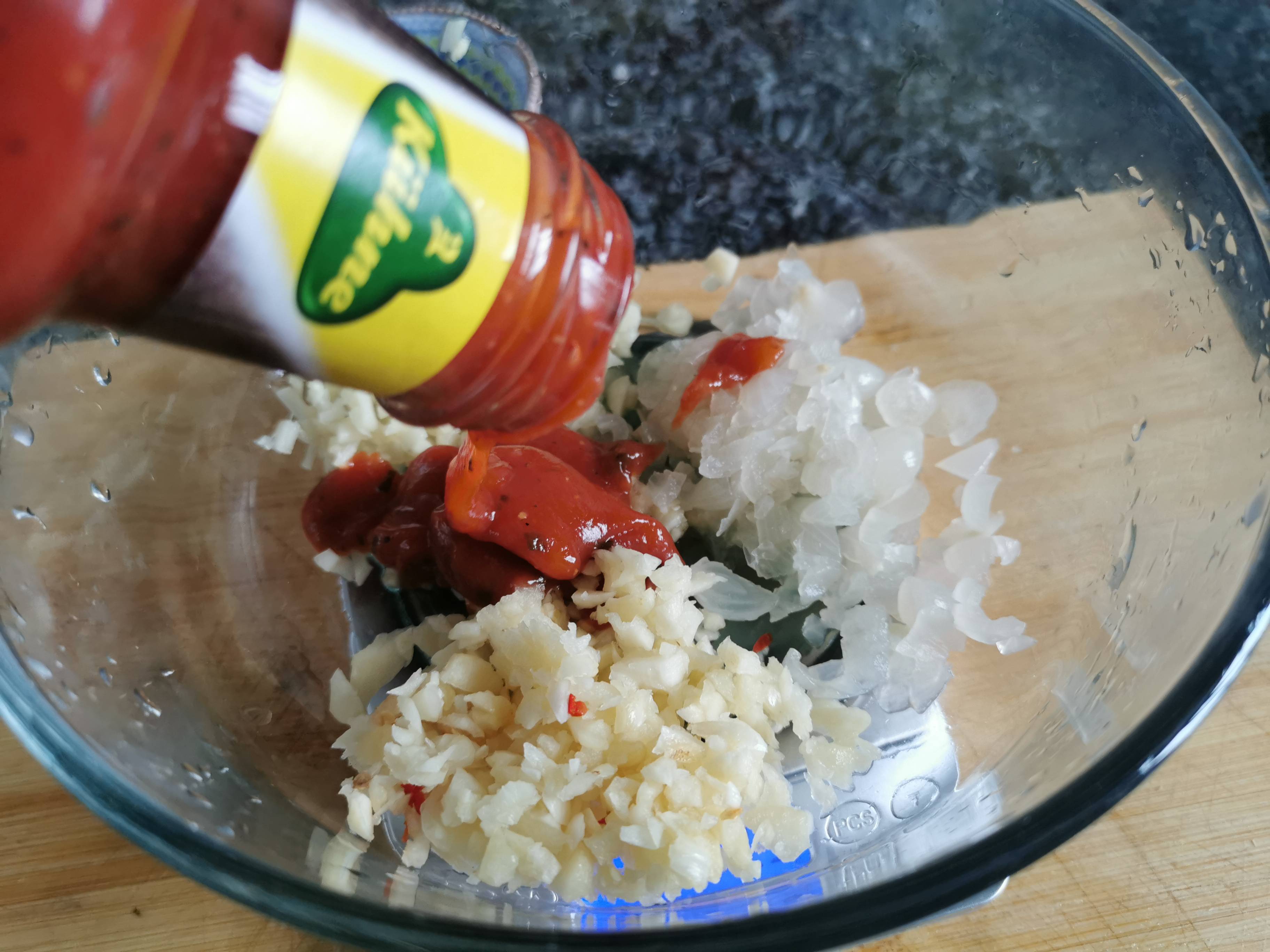 鸡尾洋葱烤猪排的做法-咸鲜味烤菜谱