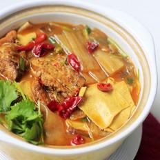 豆油皮宽粉炖鱼的做法-鱼香味炖菜谱