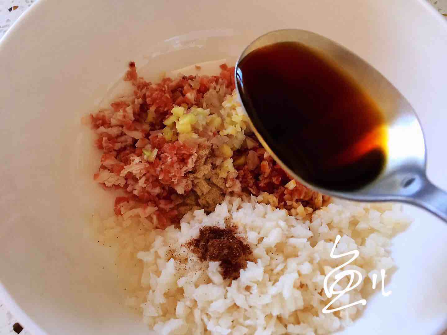莲藕肉丸的做法-家常味炸菜谱