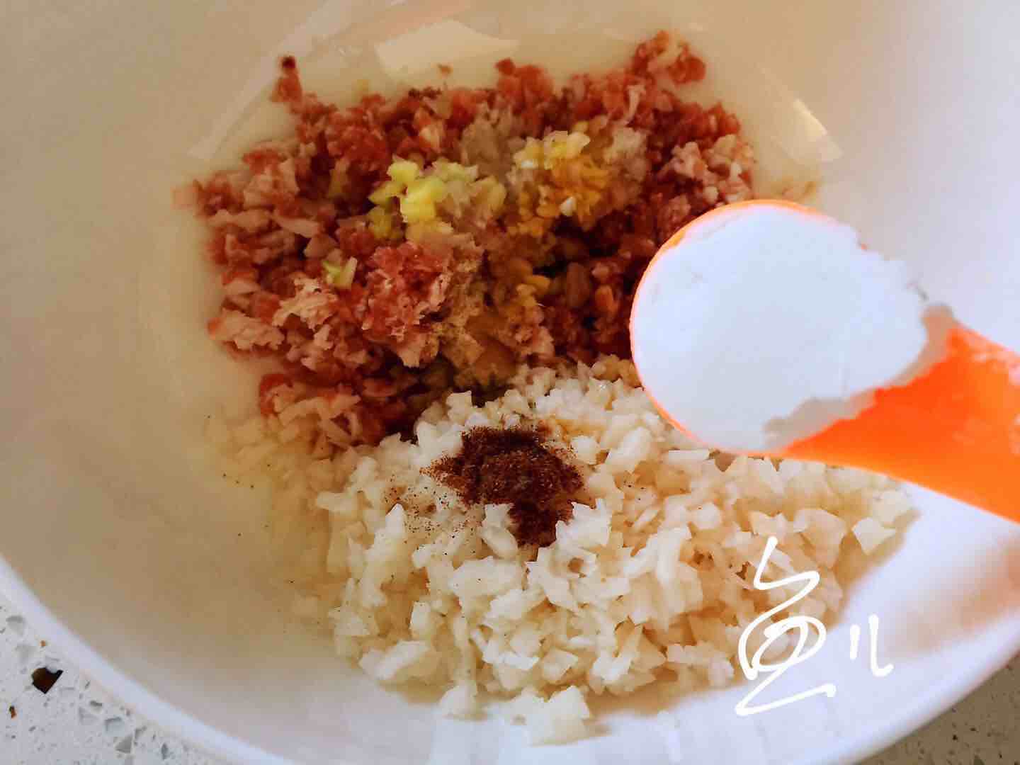 莲藕肉丸的做法-家常味炸菜谱