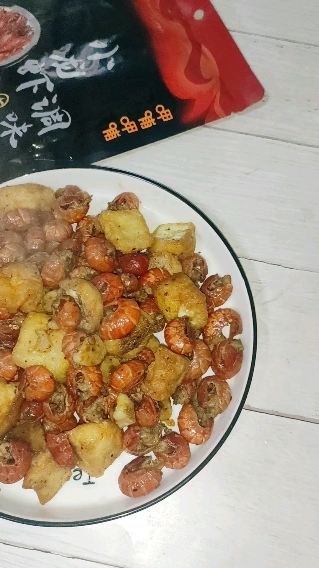 麻辣龙虾尾的做法-麻辣味炒菜谱