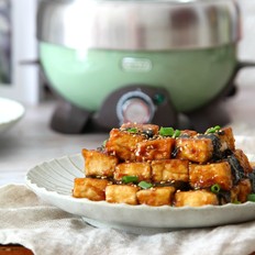 豆腐神仙吃法——照烧海苔豆腐的做法-咸鲜味烧菜谱