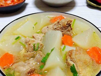 鸭腿炖白萝卜的作法-咸鲜味炖菜谱