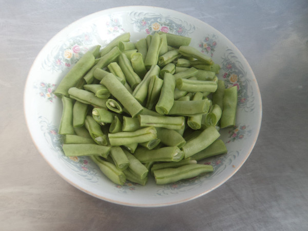 酱香豆角杏鲍菇的做法-家常味烧菜谱