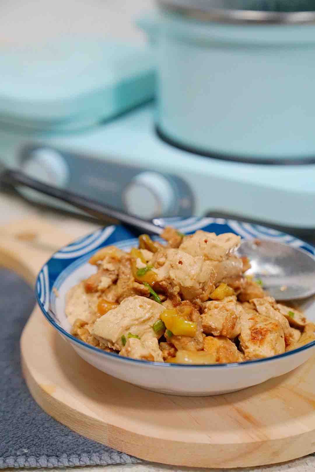 豆腐炖肉的做法-家常味炖菜谱-易网健康养生网 豆腐炖肉的做法-家常味炖菜谱