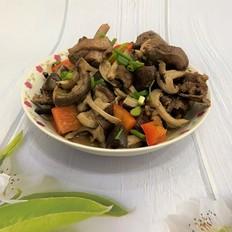 香菇烧鸭的做法-家常味炖菜谱