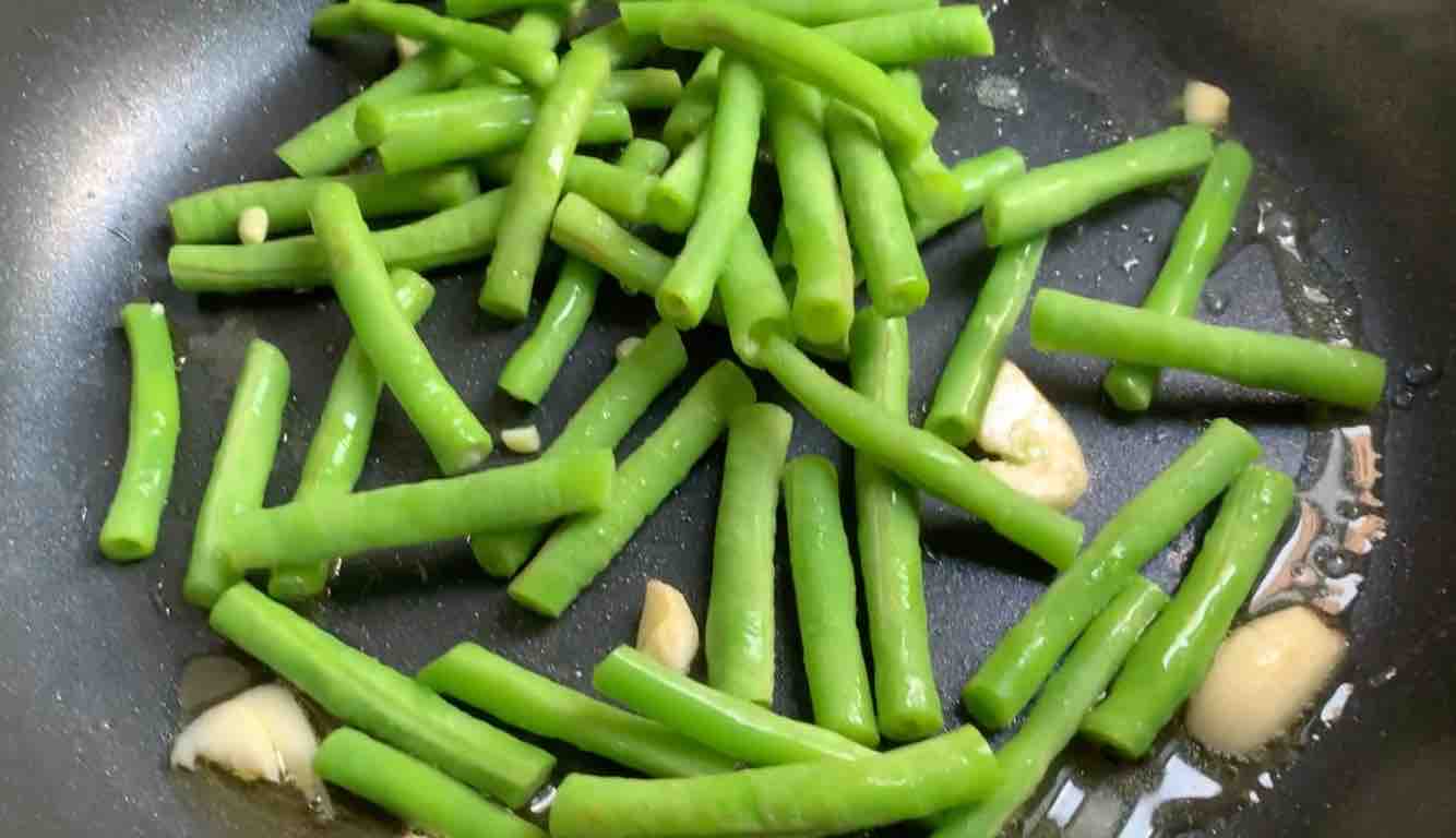 長豆茄子的做法-咸鲜味炒菜谱
