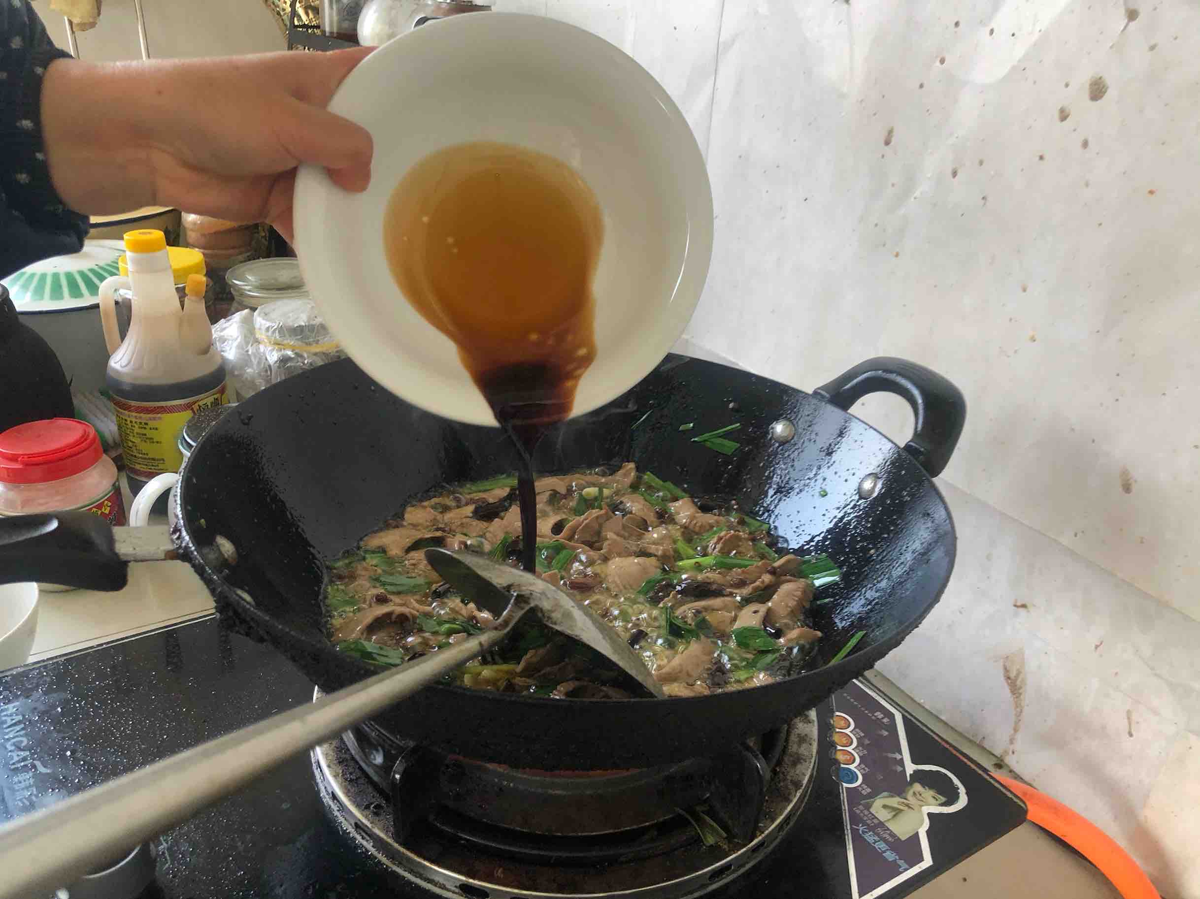 爆炒猪腰花的做法-麻辣味炒菜谱