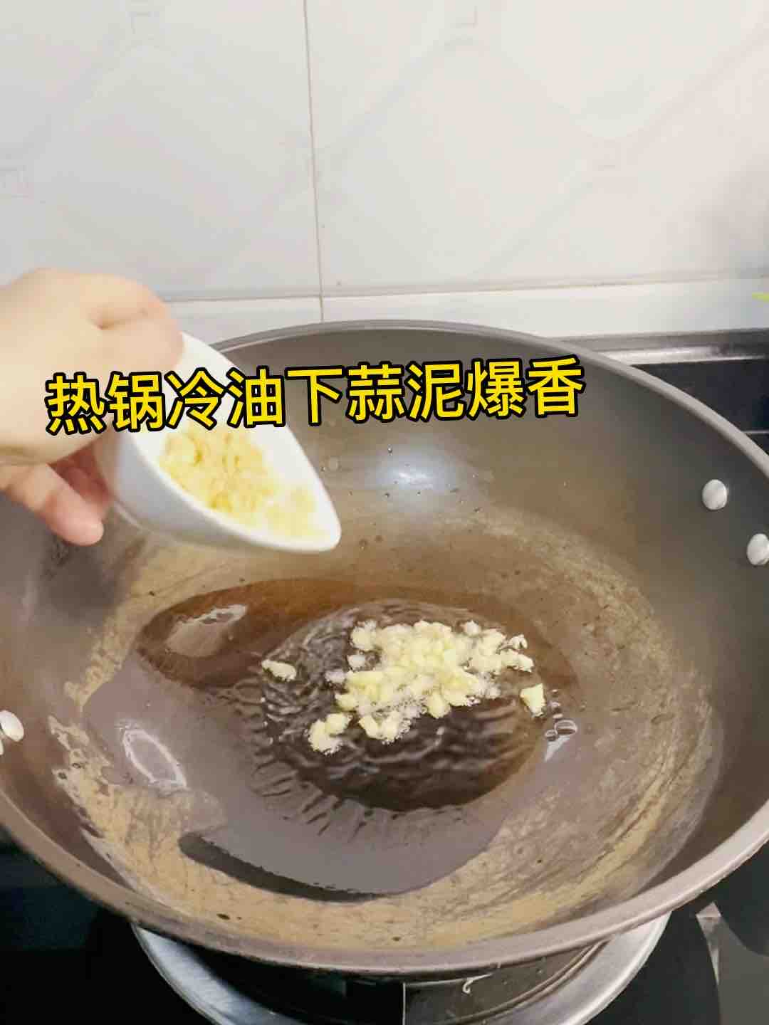 爆香红烧牛肉焖土豆，这样煮??一锅都不够的做法-家常味酱菜谱