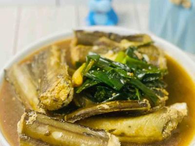 馋哭的家常菜，鳗鱼这样红烧??超美味??的做法-家常味煮菜谱