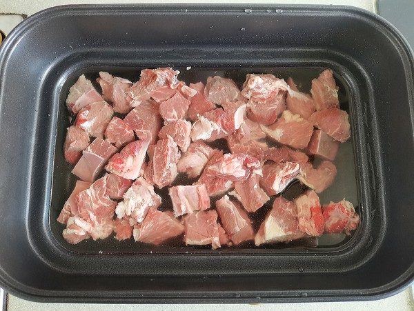 鲜美又馋人的土豆炖牛肉的做法-家常味炖菜谱