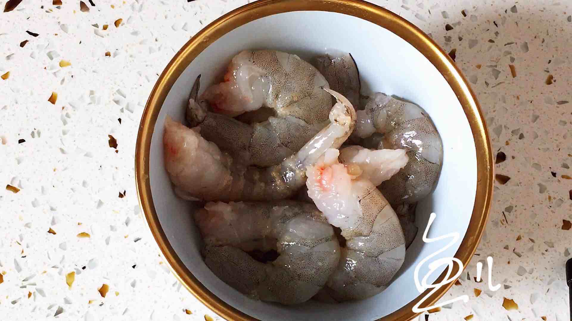 虾仁和它一起炒，味道鲜美，做法简单，厨房小白也能做的好！的做法-咸鲜味炒菜谱