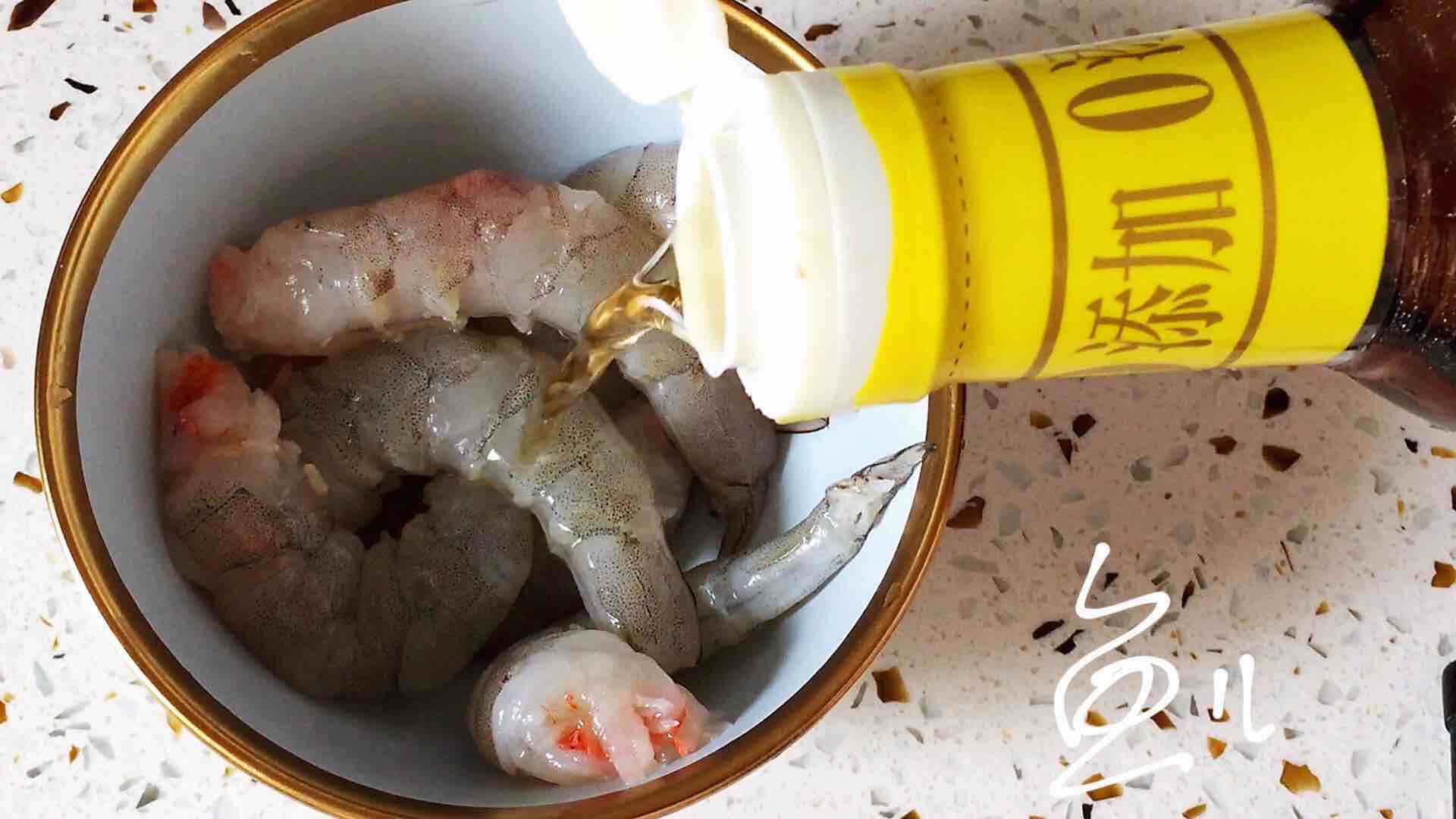 虾仁和它一起炒，味道鲜美，做法简单，厨房小白也能做的好！的做法-咸鲜味炒菜谱