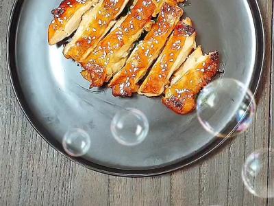 照烧鸡腿的做法-酱香味烤菜谱