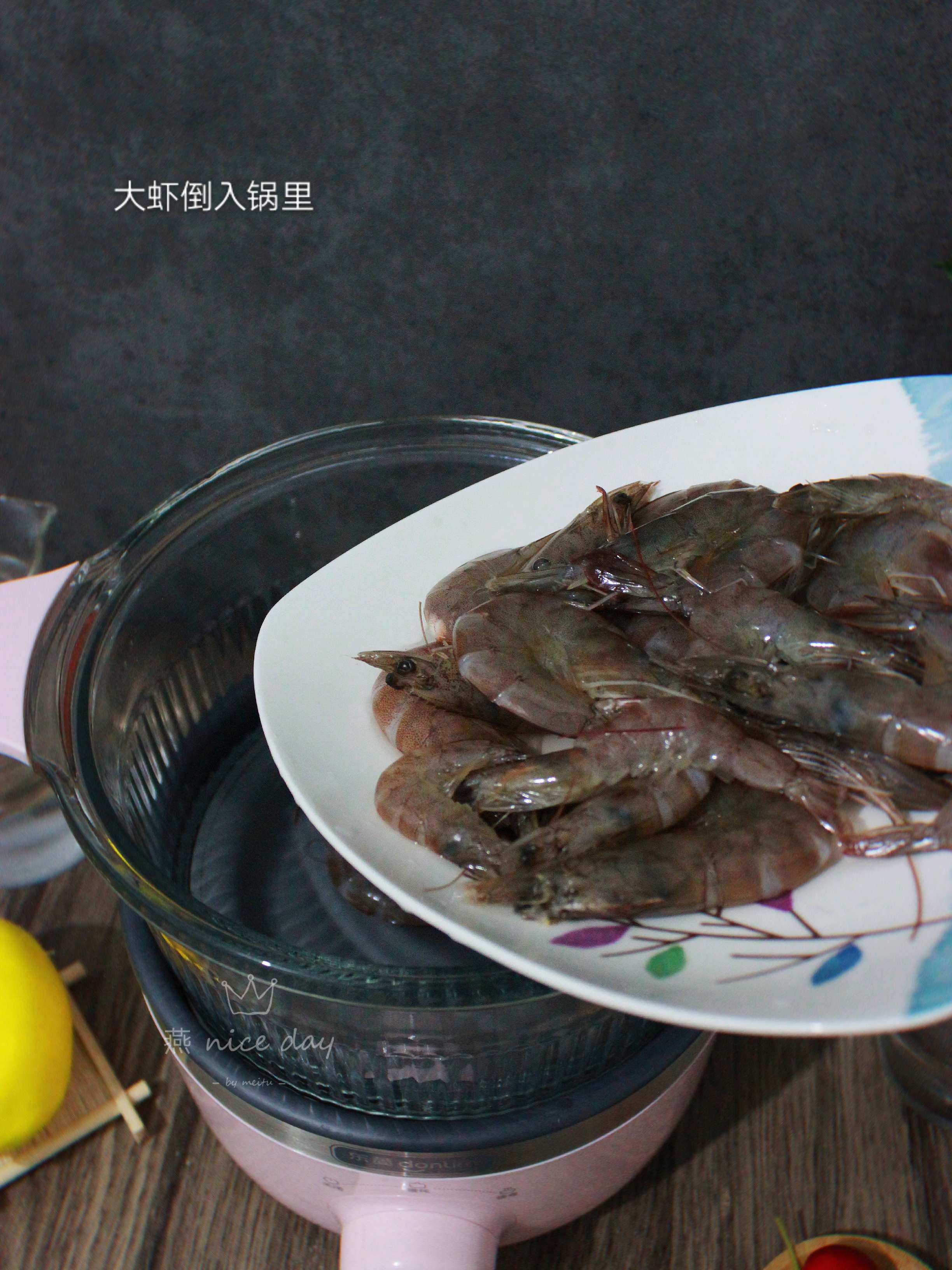 我家最爱：蒜蓉大虾的做法-咸鲜味煮菜谱