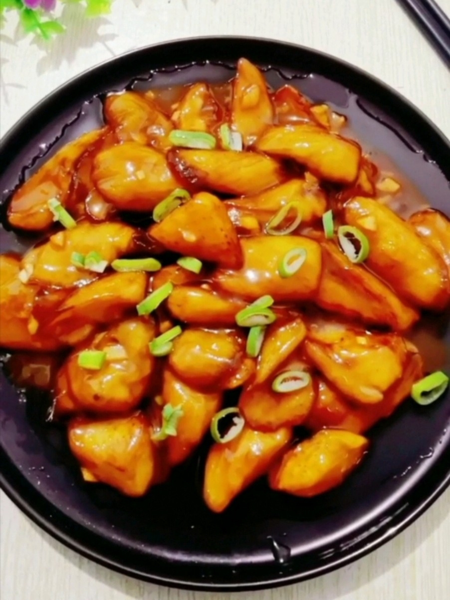 红烧茄子的做法-咸鲜味烧菜谱