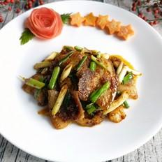 家常蒜苗回锅肉的做法-家常味炒菜谱