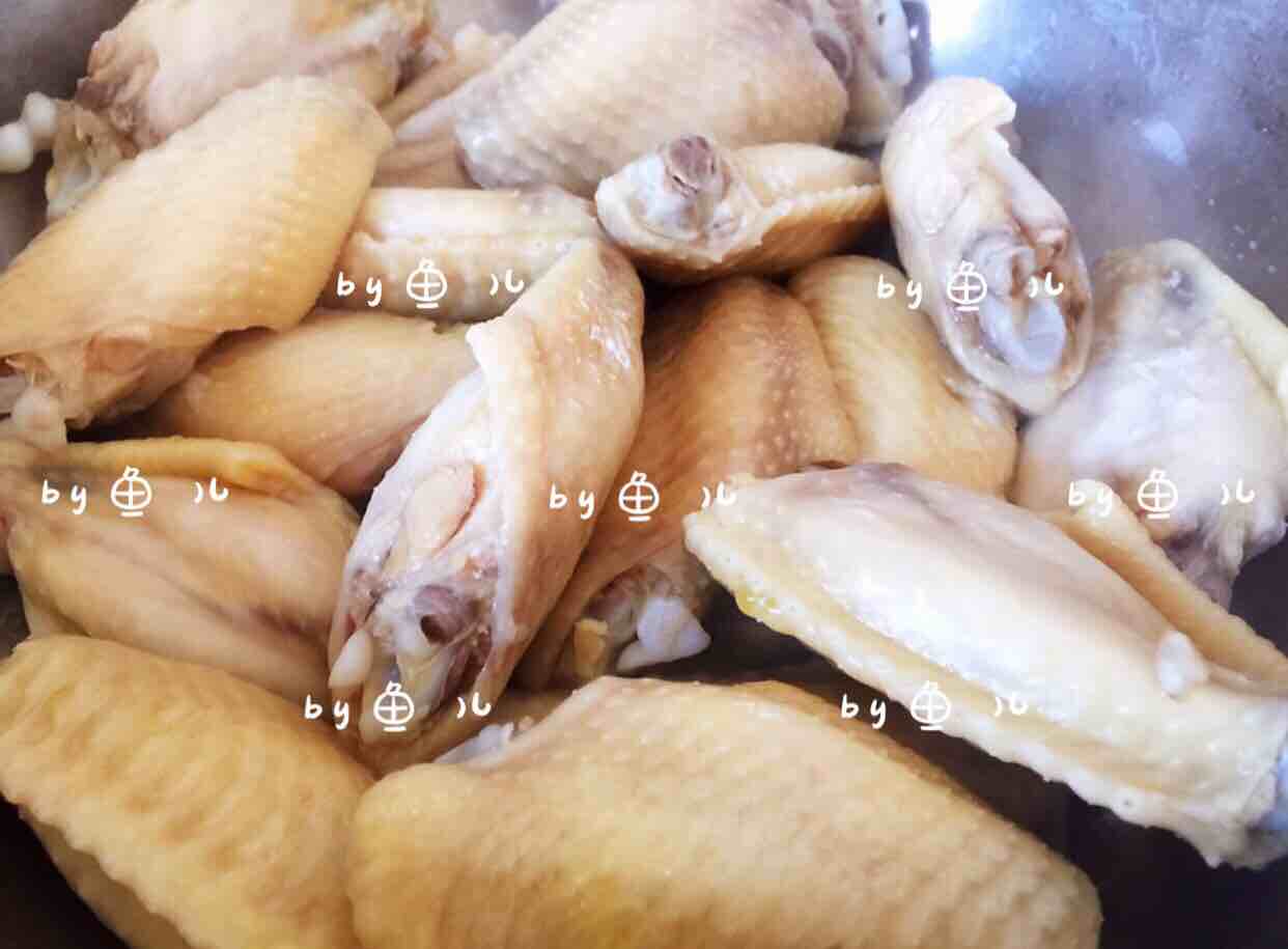 卤鸡翅的做法-家常味煮菜谱