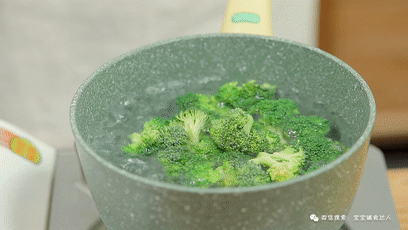 圣诞荔枝肉 宝宝辅食食谱的做法-家常味烙菜谱-易网健康养生网 圣诞荔枝肉 宝宝辅食食谱的做法-家常味烙菜谱