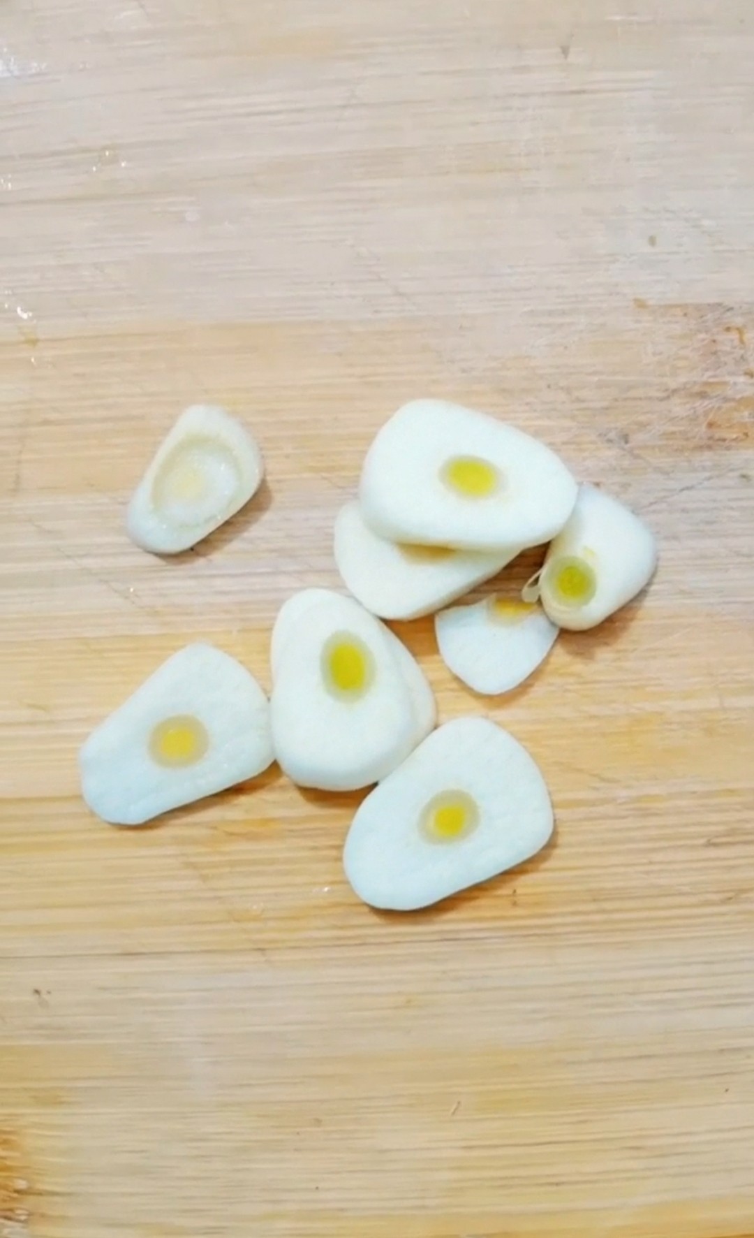 芹菜炒土豆丝的做法-咸鲜味炒菜谱
