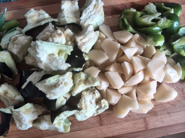 这菜，低脂低糖，好营养，比肉都香，隔三差五吃一次的做法-家常味炒菜谱