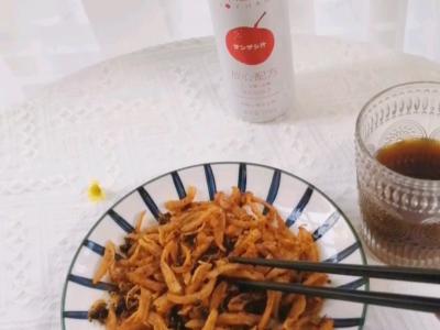 香酥麻辣鸡丝的做法-麻辣味炸菜谱