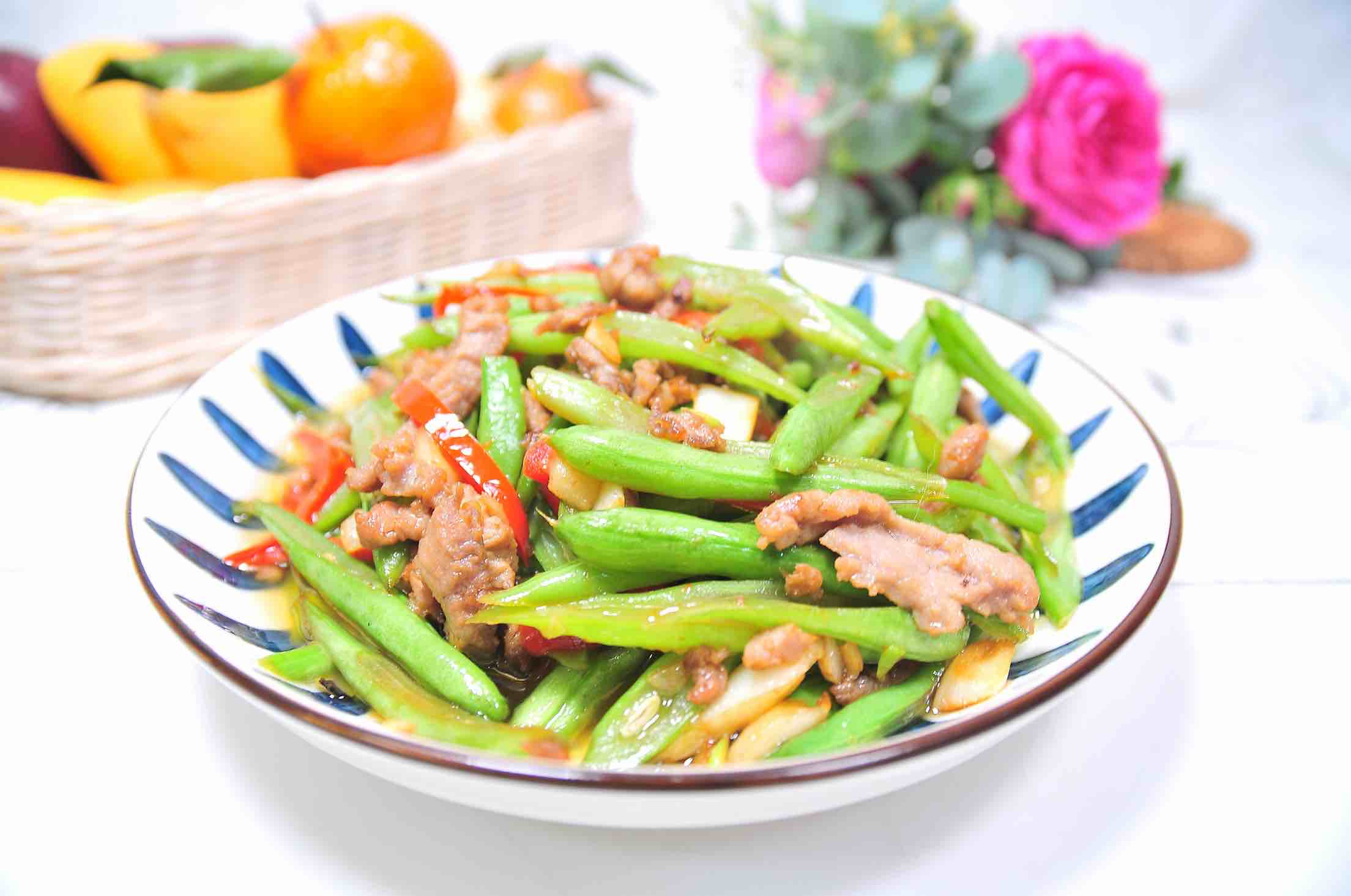 豆角炒肉丝的做法-咸鲜味炒菜谱-易网健康养生网 豆角炒肉丝的做法-咸鲜味炒菜谱