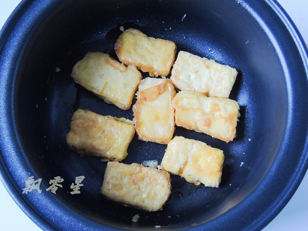 蒜香脆皮豆腐的做法-家常味煎菜谱
