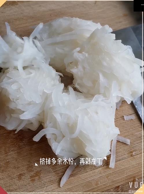 萝卜丝饼的做法-家常味煎菜谱