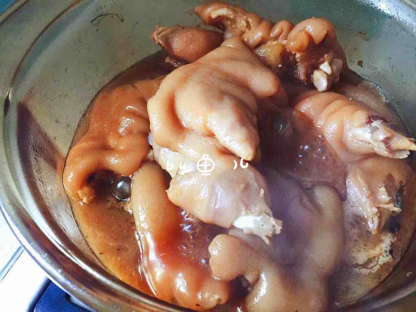 烤猪蹄的做法-香辣味烤菜谱