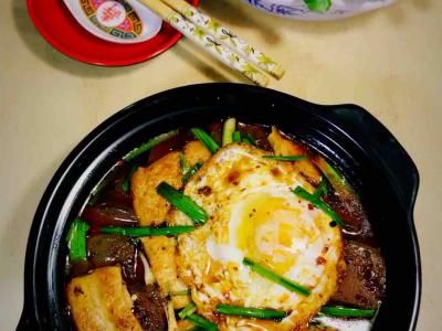 蒜香鸭血焅豆腐的做法-麻辣味砂锅菜谱